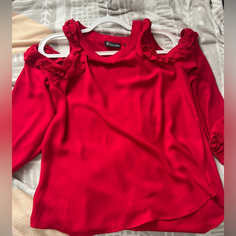 Red Open Shoulder blouse Size Small